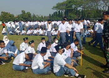 Siswa SMK YPM 8 Digembleng Kedisiplinan dan Bela Negara Oleh Kompi Kavaleri Panser 3 Sidoarjo