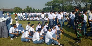 Siswa SMK YPM 8 Digembleng Kedisiplinan dan Bela Negara Oleh Kompi Kavaleri Panser 3 Sidoarjo