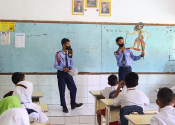 SMP PGRI 1 Buduran Tanamkan Karakter Siswa Melalui Pembelajaran Seni Budaya