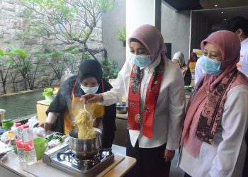 Ketua GOW Sriatun Subandi Buka Roadshow Noodlepreneur Kembangkan Kuliner Lokal