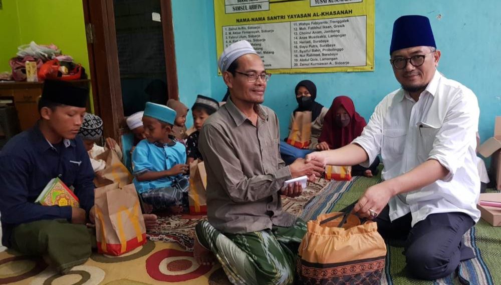 Peringati Asyura, Abah Taufiq Santuni Yatim Piatu dan Sampaikan Pentingnya Hari 10 Muharram