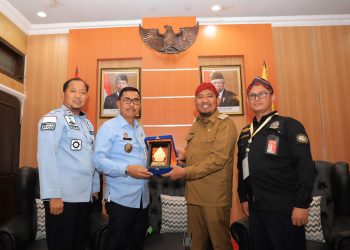 Jajaki Pembukaan Rute Domestik dan Internasional Khusus Umroh