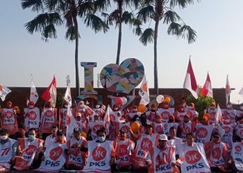 Semarakkan HUT Kemerdekaan, PKS Gresik Gelar Flashmob