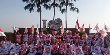 Semarakkan HUT Kemerdekaan, PKS Gresik Gelar Flashmob