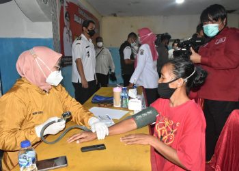 Pemprov Jatim Gelar Vaksinasi Booster di Kampung 1001 Malam