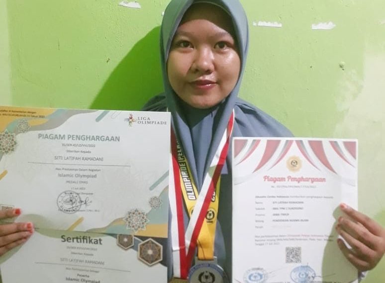 Siswa SMA YPM 2 Panjunan Meraih Tiga Medali Sekaligus Dalam Olimpiade Pelajar Indonesia