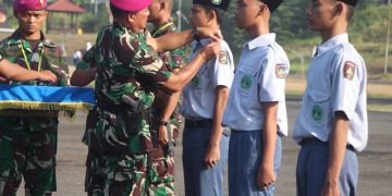 Batalyon Tank Amfibi 2 Marinir Bentuk Pendidikan Karakter Siswa SMK YPM 1 Taman