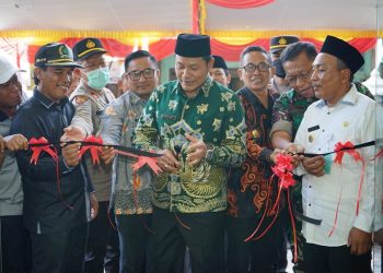 Wakil Bupati Sidoarjo Resmikan Gedung Serba Guna Desa Tambak Oso