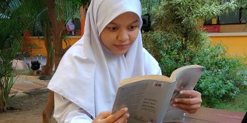 Zendy Siswi SMK Sepuluh Nopember Penasaran Soal Olimpiade Raih 8 Juara Nasional