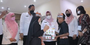 Di Puncak Hari Anak, Bu Min Kagumi KAG dan Aksi Duta Damar Kurung