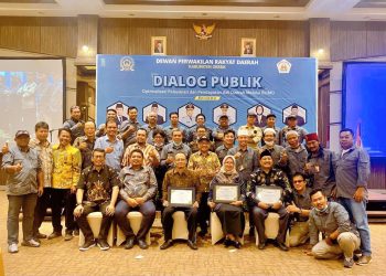 Dialog Publik KWG – DPRD Gresik Lahirkan Komitmen Optimalisasi BUMD