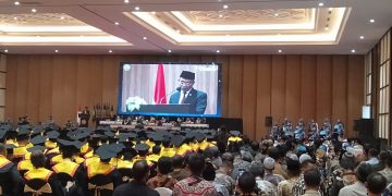 Wisuda Bareng 500 Mahasiswa, Dosen Thailand Lulus di UMG dengan IPK Sempurna