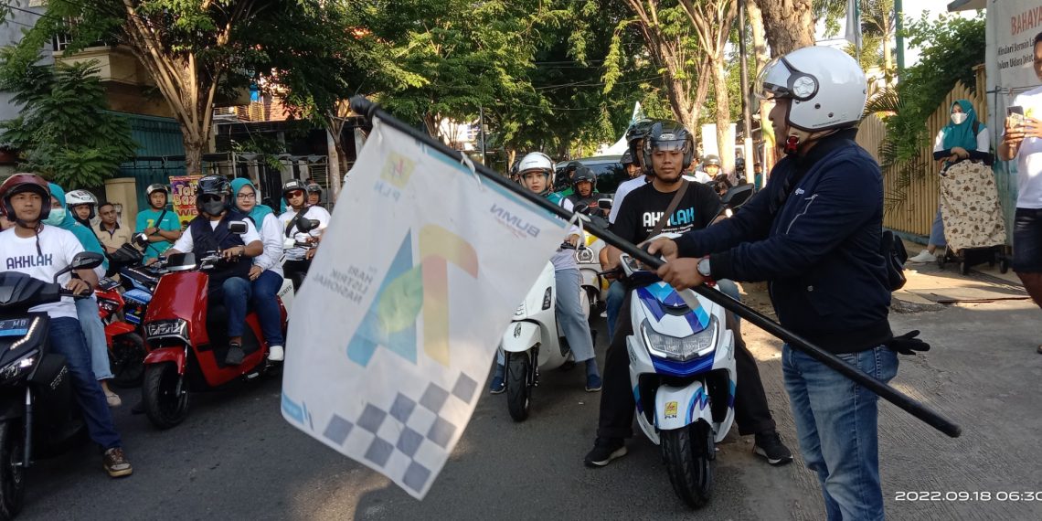Hari Pelanggan Nasional, PLN Pamekasan Gelar ‘Car Free Day Green Energy’