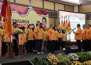 Pengurus Baru MKGR Surabaya Dilantik, Ini Pesan Adies Kadir