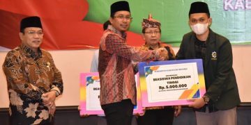 Bupati Sidoarjo Mulai Merealisasikan Program 10 Ribu Beasiswa Pendidikan