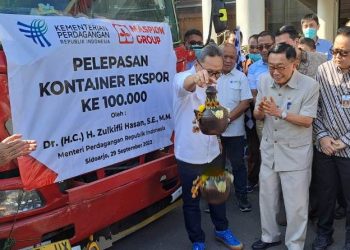 Menteri Perdagangan Zulkifli Hasan Melepas Ekspor Aluminium Senilai US$ 985.600