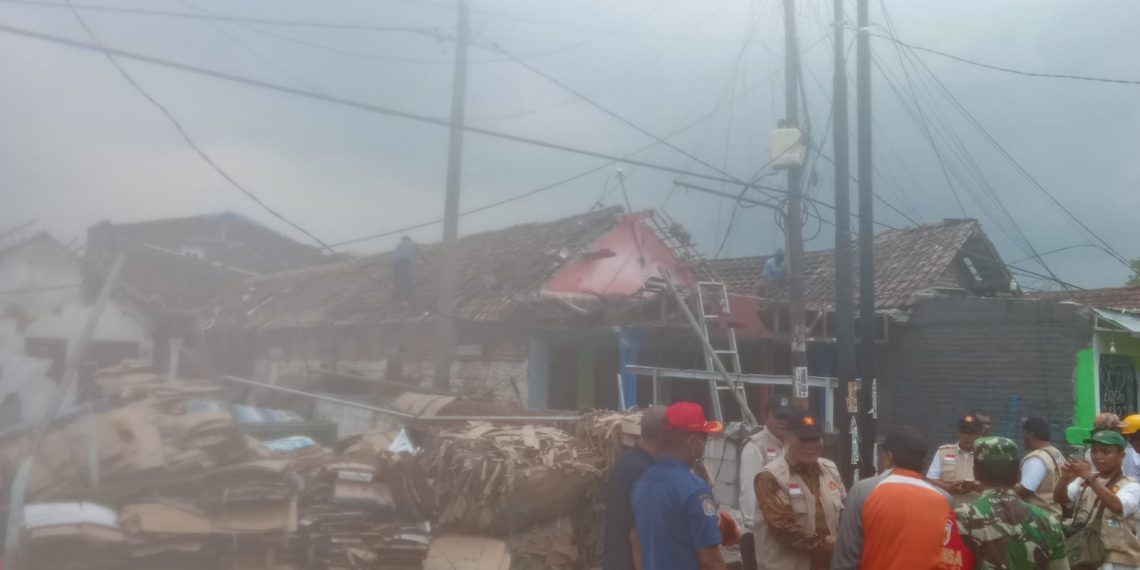 Peduli Korban Putting Beliung, BHS Bantu Rp 100 Juta untuk Percepatan Penanganan