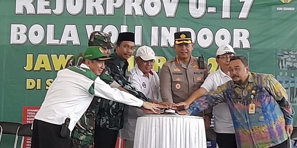 80 Club Ikuti Kejurprov Jatim Bola Voli U 17