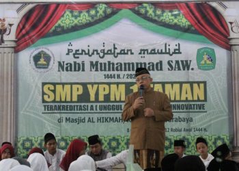 SMP YPM 1 Taman Sidoarjo Peringati Maulud Nabi Muhammad SAW di Masjid Al Hikmah Kebonsari Jambangan