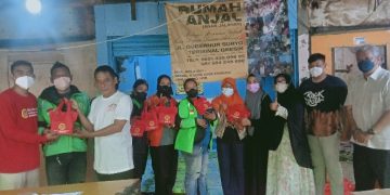 BINDA Jatim Bagi-bagi Multivitamin kepada Masyarakat Gresik