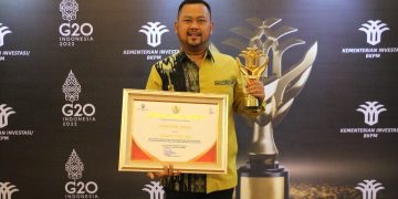 Gresik Raih Anugerah Layanan Investasi Terbaik Se-Indonesia