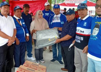 Fraksi PAN Sidoarjo Berbagi untuk Korban Putting Beliung