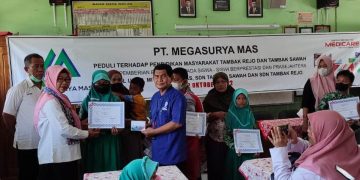 PT Megasurya Mas Bagikan Ratusan Bea Siswa, untuk Sambut Tahun Ajaran Baru