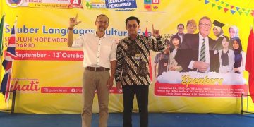 SMP Sepuluh Nopember Gelar Spuber Language Culture Expo 2022