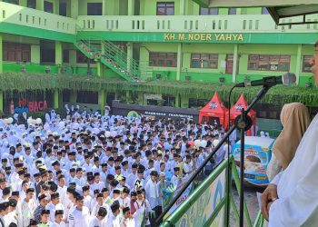 Ribuan Santri Amanu Kureksari Waru Pawai Peringati Hari Santri Nasional 2022