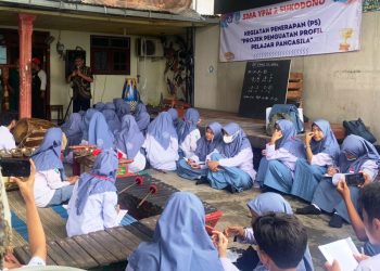 Siswa SMA YPM 2 Panjunan Sukodono Implementasikan P5 Melalui Kearifan Lokal