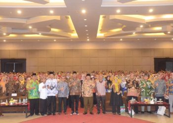 Bupati Gus Muhdlor Titip Kepada Seluruh Guru Untuk Membentuk Penguatan Karakter Siswanya