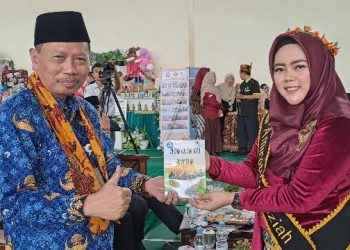 Aminatul Fauziah Guru SDN Gading Krembung Berbagi ‘Jejak Sang Penggerak’