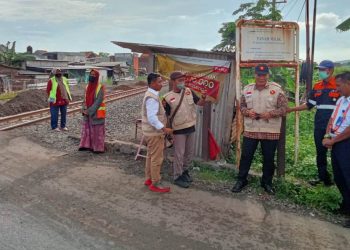 Ir H Bambang Haryo Minta Perlintasan Sebidang Tak Berpalang Pintu Harus Diperhatikan