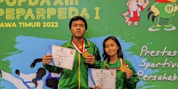 Pasangan Bridge SMA Negeri 3 Sidoarjo Raih Emas POPDA Jatim XIII