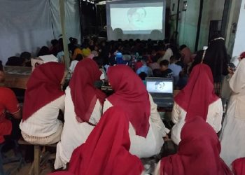LBB SSL Krian Ajak 220 Siswanya Nonton Bareng Film Perjuangan 10 Nopember