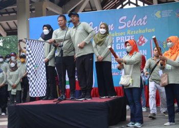 Peringati HKN Bupati Mengajak Warga Mencintai Kesehatannya