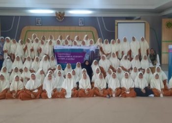 Tahun Kedua, SMP Al-Izzah Kota Batu, Jatim Makin Percaya Diri pada Pelaksanaan TOEFL Junior