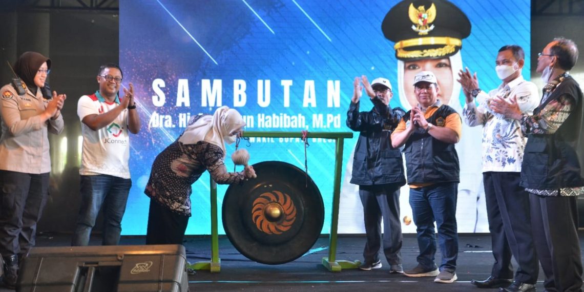 Hadirkan Ratusan Stan dan Ribuan Pelajar, Pameran Pendidikan Gresik Berlangsung Semarak