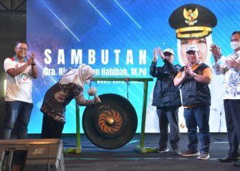 Hadirkan Ratusan Stan dan Ribuan Pelajar, Pameran Pendidikan Gresik Berlangsung Semarak