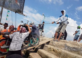 Daya Hidup di Pelabuhan Tanjung