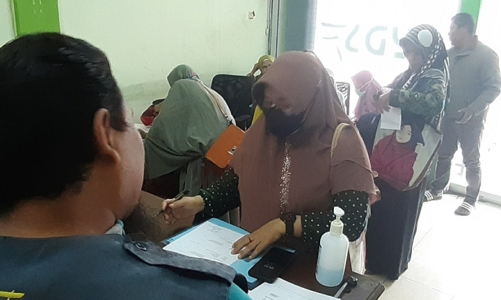 567 Guru TPQ Gresik Terima Insentif dari YDSF