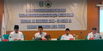 Tahun 2022, 12.000 Imam Masjid di Jatim Terima Uang Kehormatan