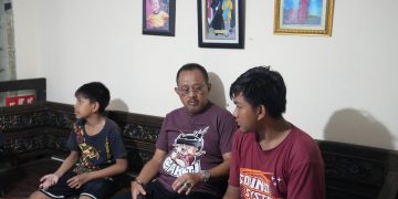 Sambangi Anak Lindu, Wawali Armuji Perintahkan Pendampingan Pendidikan