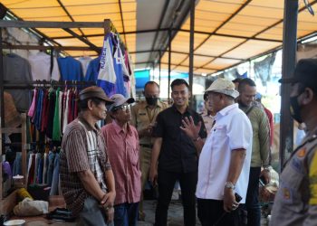 Kunjungi Pasar Gembong Asih, Wawali Armuji Perintahkan Dinkopdag Ramaikan Pasar