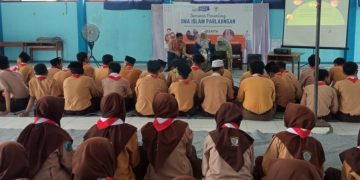Menjadi Motivator Andal untuk Generasi Hebat