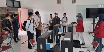 Open House Karya Digital Siswa SMK Telkom Diminati Calon Wali Murid