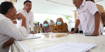 Terima Pengaduan Status Tanah, Wawali Armuji Gelar Koordinasi di Lapangan