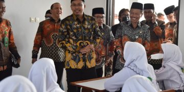 Bupati Muhdlor  Berharap Tiap Kecamatan Minimal Ada Dua SMP Negeri