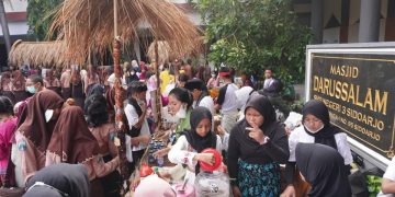 Gelar Bazar P5 SMPN 3 Sidoarjo Sajikan Tempoe Doeloe