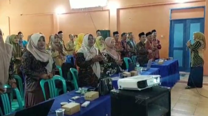 Gelar Family Gathering, Perkuat Pengawas Sekolah/Madrasah di Bidang Managerial dan Pembinaan Akademik